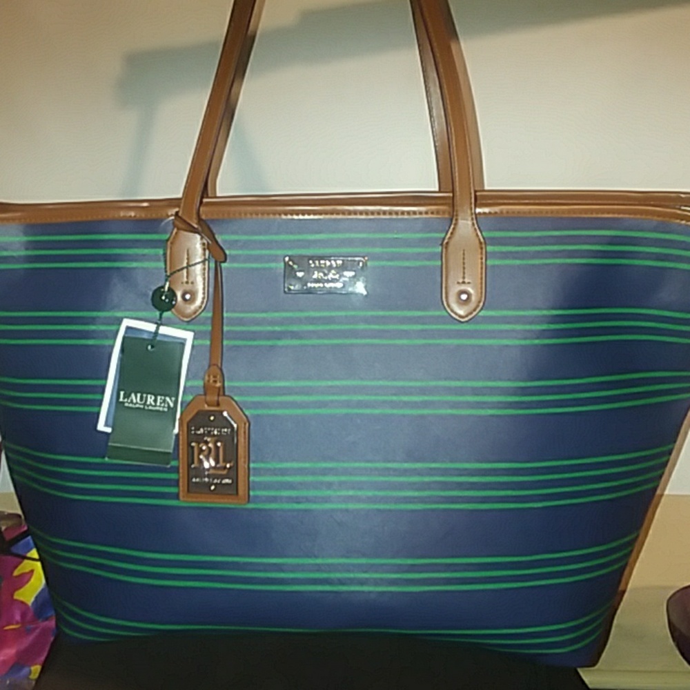 Purse - Picture 3 of 4